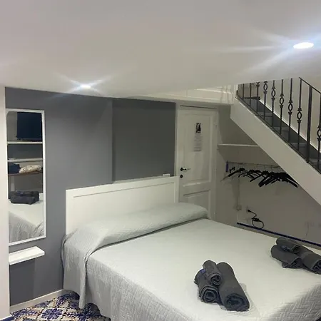 Casa Isabella Loc Turist Br Липари